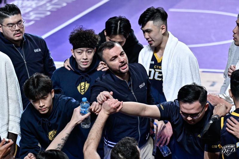 中信特攻前進新竹踢館 決勝節演出精彩大逆轉 高強度防守成勝敗關鍵 力克攻城獅奪下勝利