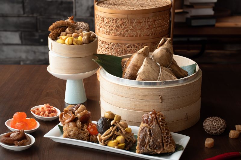 端午將至，長榮酒店主廚用歲月沉澱的滋味，再現家鄉的溫情，端出多款端午香粽