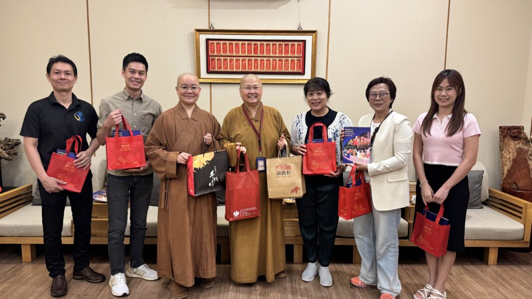 南華大學副校長葉月嬌率國際及兩岸交流處處長林純純與科技學院院長陳柏青至馬來西亞展開為期10天的招生與學術交流行程
