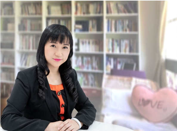 王昱婷老師帶你打開能量奇蹟之門。圖/王昱婷提供