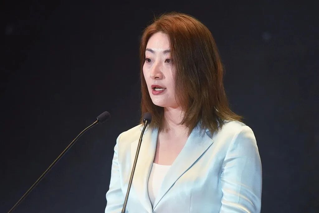 01 娃哈哈集團創辦人宗慶後之女、現任董事長宗馥莉已於9月12日正式提出辭職並獲批准。圖/環球人物