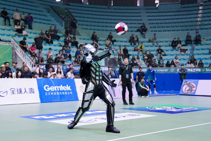 科技巧思營造主場亮點　臺中連莊直落三豪取16連勝。圖/台中連莊提供