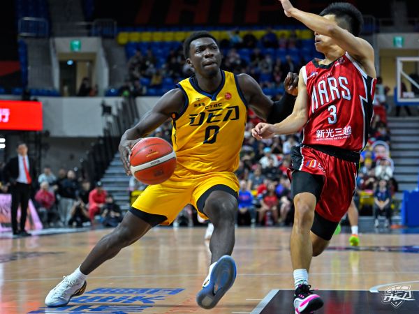 阿巴西飆本季新高 中信特攻108：104力退戰神止敗。圖/新北中信特攻提供