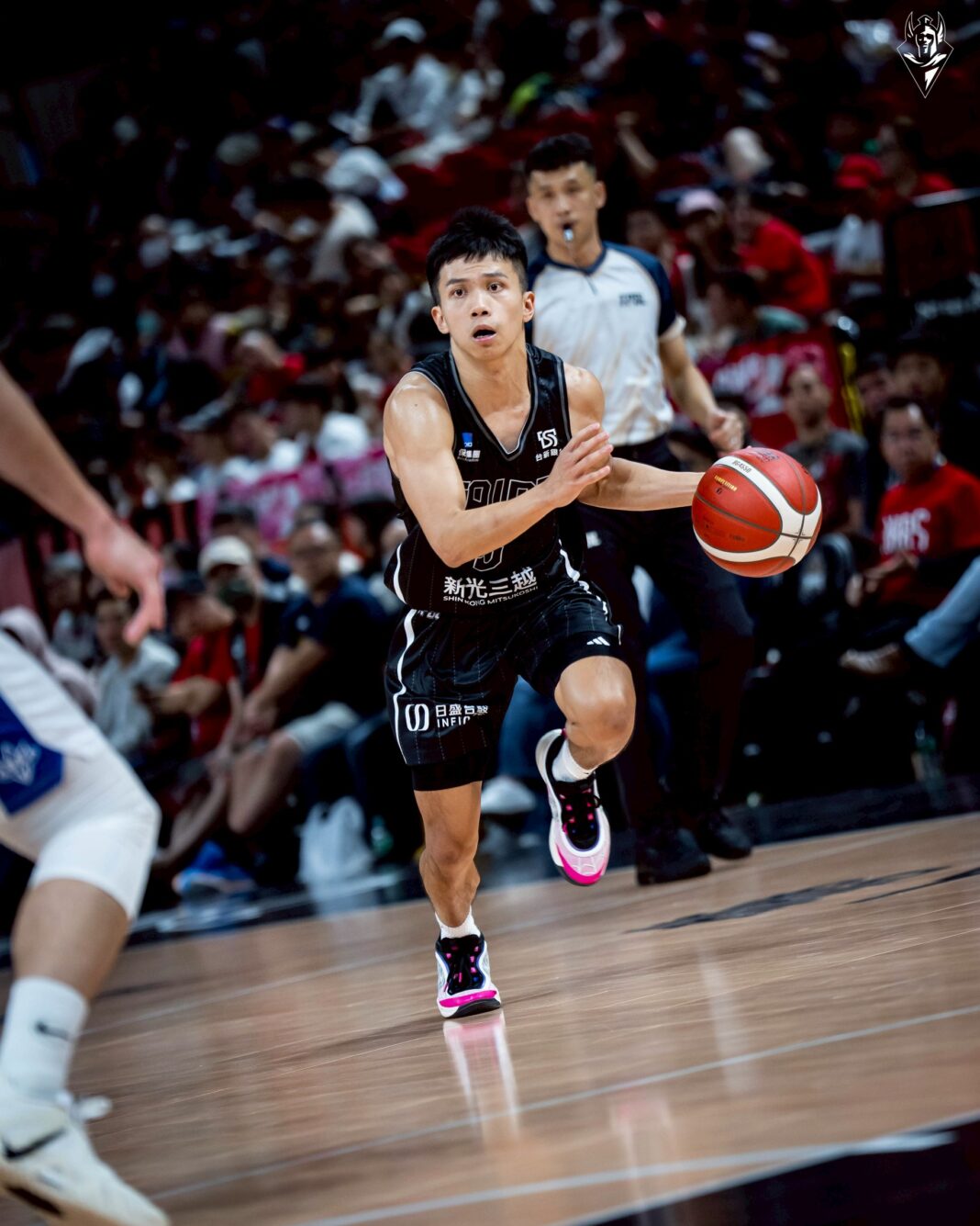 威力斯砍39分抓20籃板　戰神延長賽逆襲海神 96：91搶下年末主場勝。圖/臺北台新戰神提供