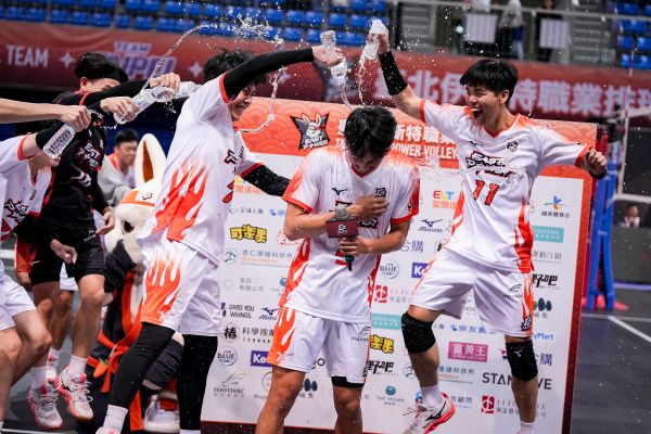 臺北伊斯特天母主場首度拔莊　3：1力退僅吞一敗的連莊。圖/臺北伊斯特提供