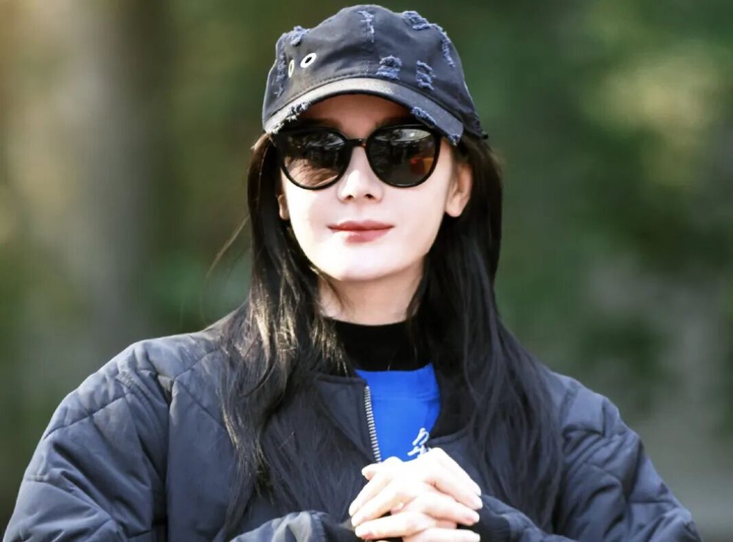 奇幻都會情感劇話題新作正式登場，由迪麗熱巴、陳昊森主演，以「如果人生可以重來一次」為核心命題。圖/取自微信