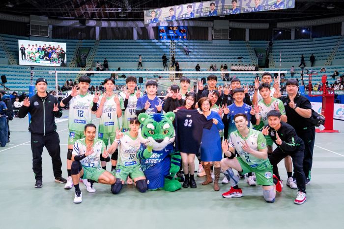 連莊直落三橫掃伊斯特締造主場20連勝。圖/臺中連莊提供