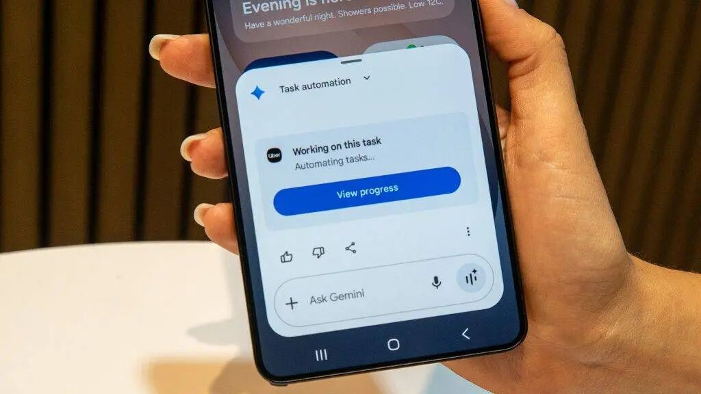 Android 下一步棋？Google 把 Gemini 做進系統　手機開始「替你動手做事」。圖/取自微信