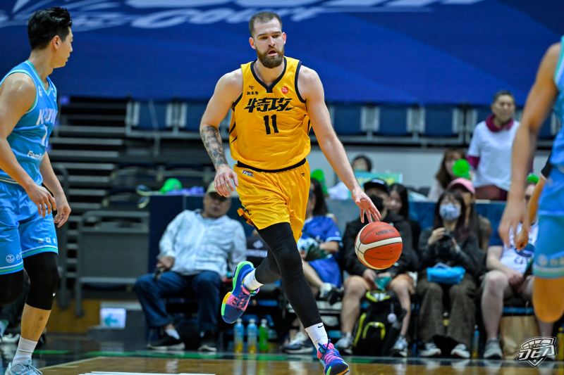 外線失準成關鍵中信特攻客場兩分惜敗海神勝率回到五成最終以88比90惜敗海神。圖/新北中信特攻提供