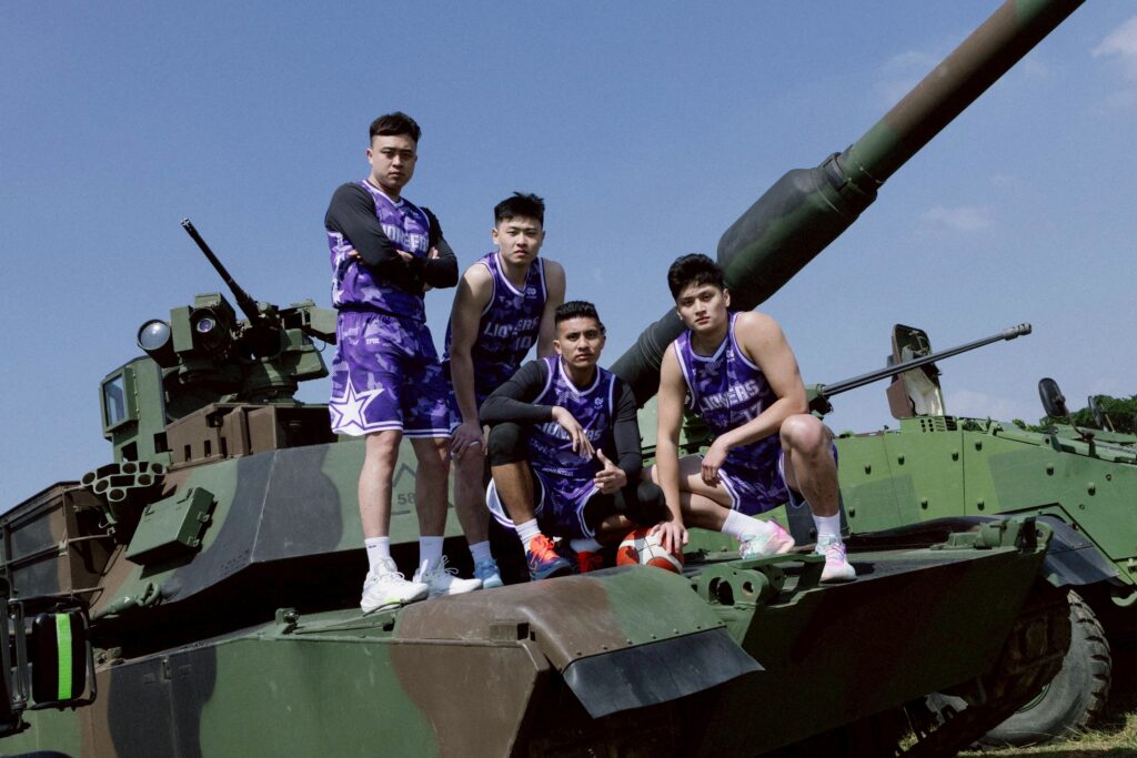 攻城獅首度深度合作國軍　「Yes Sir獅紫軍」主題週為陸軍喝彩。圖/新竹御嵿攻城獅提供