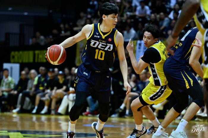 全場維持高強度攻防 特攻24分差大勝國王挾四連勝氣勢挺進季後挑戰賽 同城之爭再度上演。圖/新北中信特攻提供