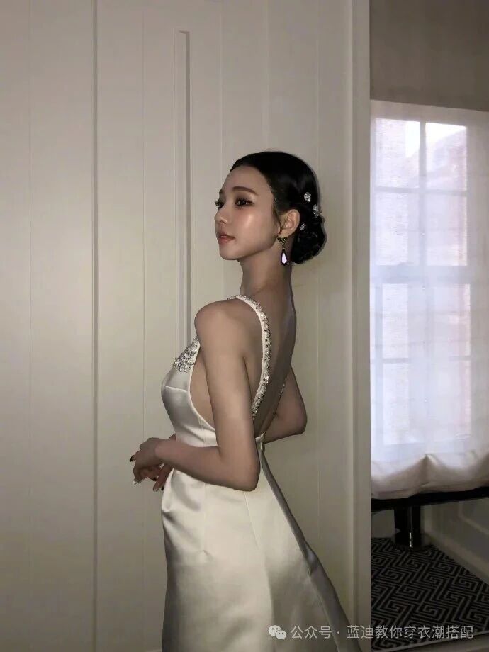 柳智敏Met Gala首秀驚豔紅毯　PRADA黑白禮服融合韓服古韻與先鋒美學。圖/取自微信