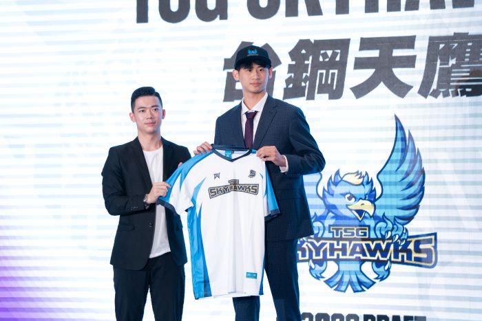 台鋼天鷹首輪第三順位選進UVL MVP劉昱麟 冠軍陣容再添新血。圖/台鋼天鷹提供