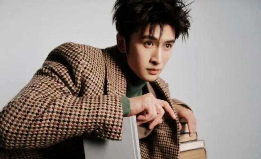 張雲龍登《ARENA HOMME+》封面　38歲熟男魅力再升級　從職業足球員到男主角展現熟成時尚感。圖/取自微信